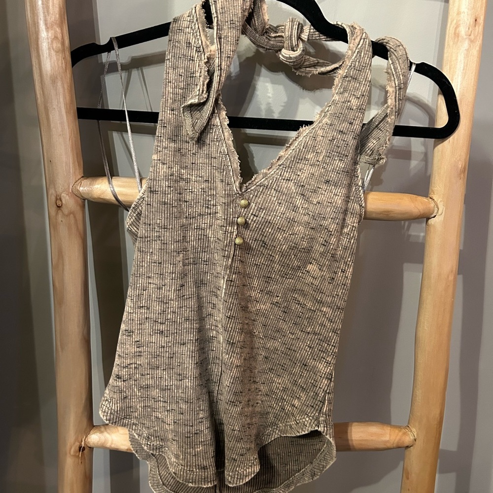 Pilcro Halter Henley